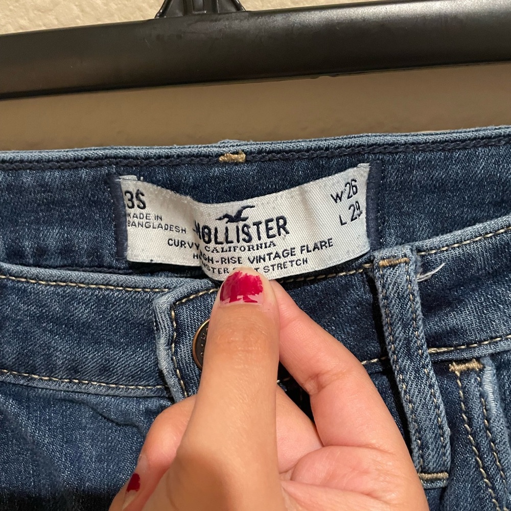 Hollister Curvy High-Rise Flare Jeans in Blue
